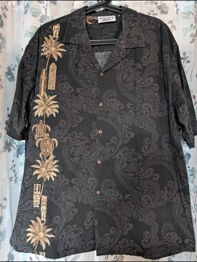 Paradise Bay Black & Tan Palm-Print Hawaiian Shirt